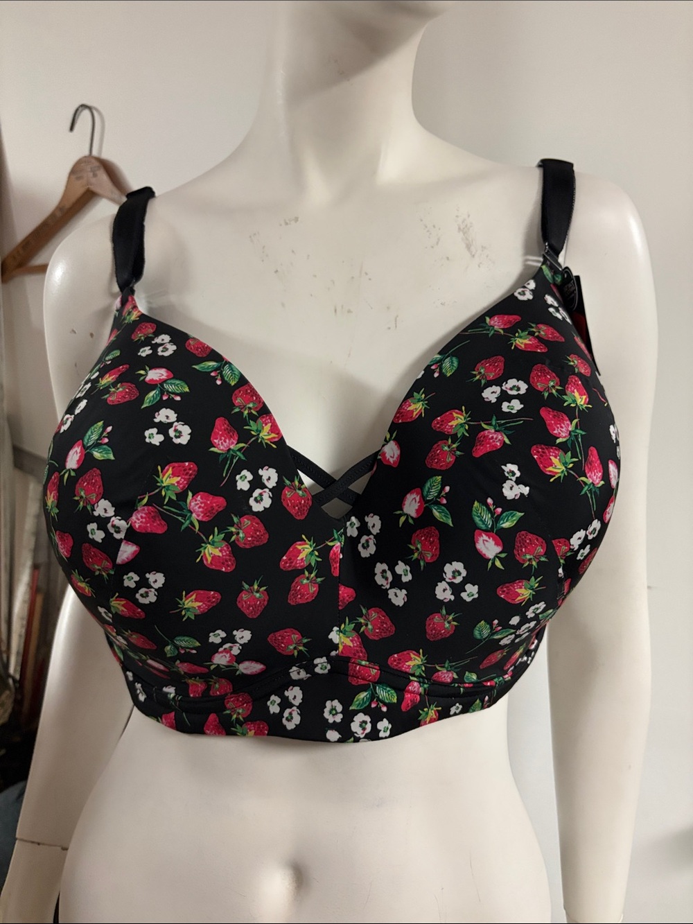 Torrid Black Strawberry Print Wireless Bralette46DD